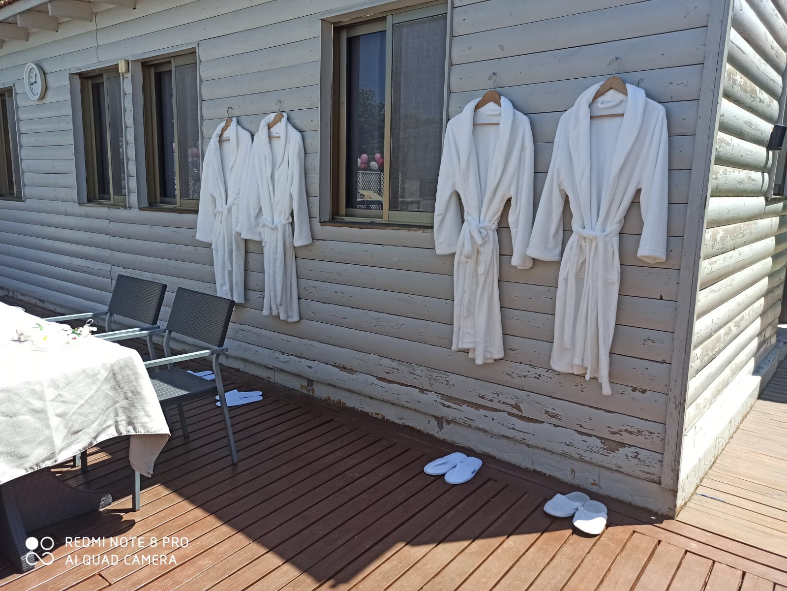 פינת טיפולים מוארת באירוע